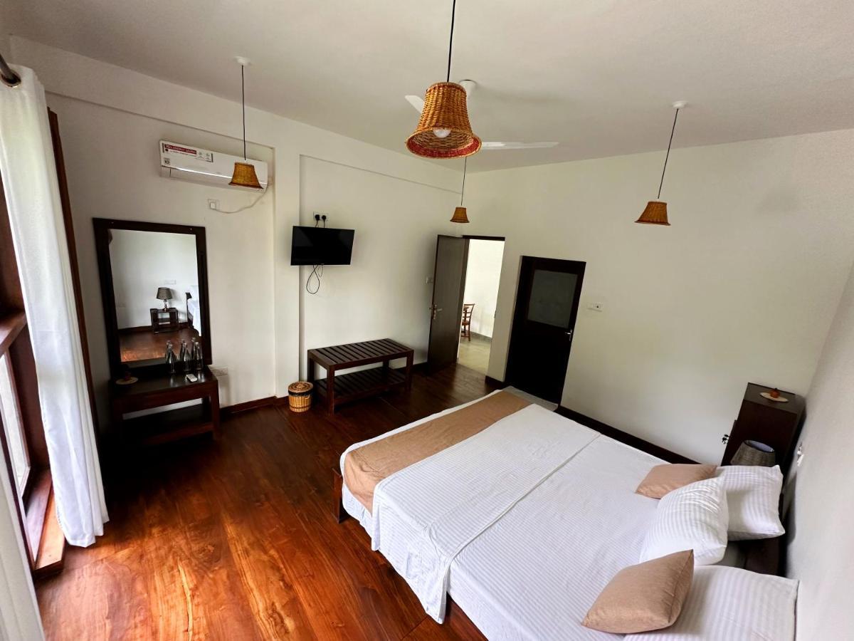Finch Tangalle Exterior foto